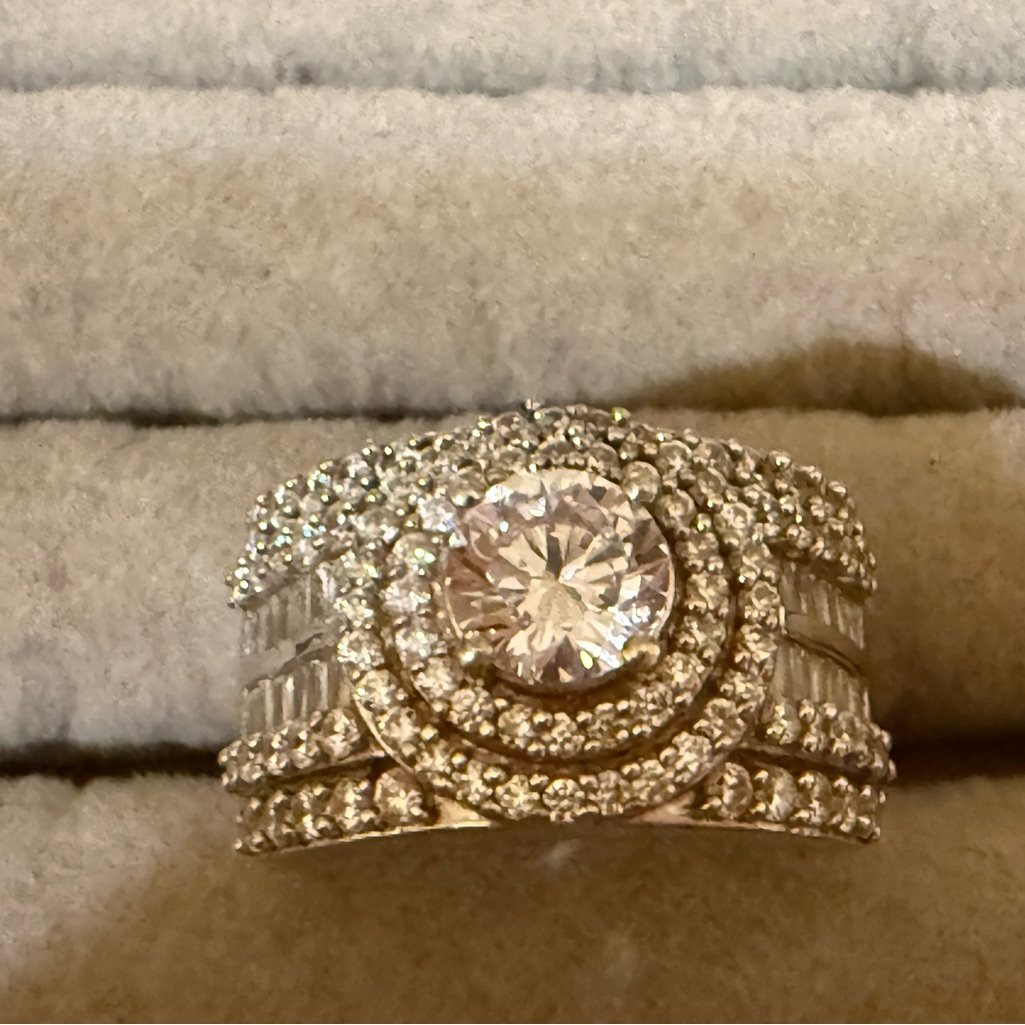 Vintage Sj 925 Silver Cubic Zirconia Crystal Ring Size 7